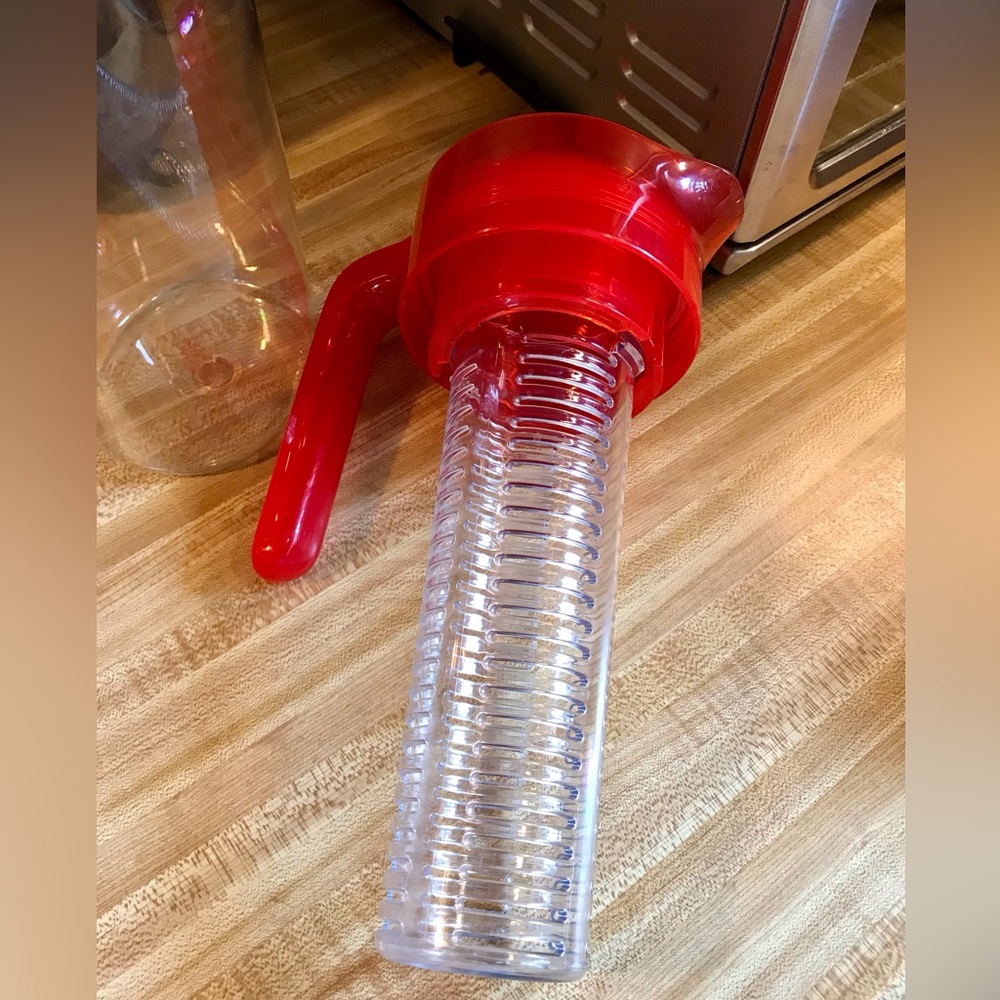 2/$10 PRIMULA Tall Plastic Fruit Infuser Water Pitcher Cucumber Water Container - Picture 11 of 14